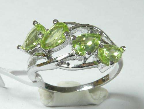 925 Sterling Silver A grade Peridot ring